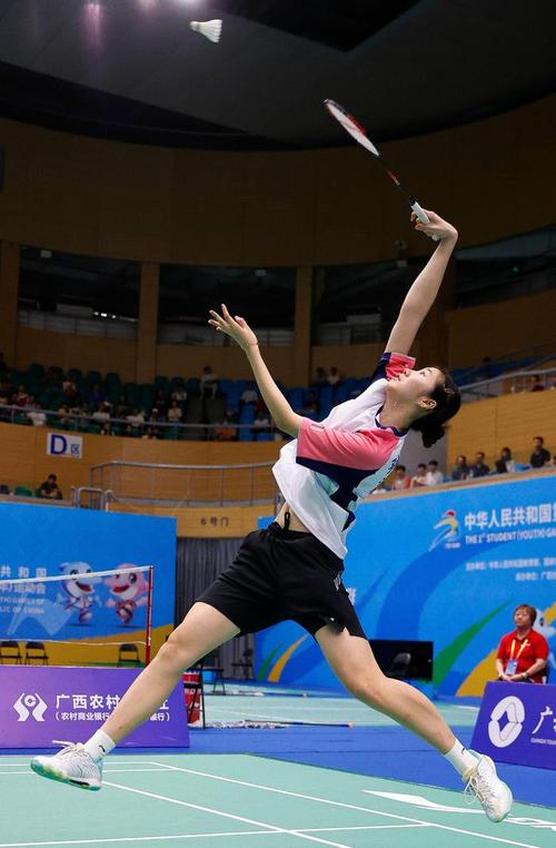 羽毛球女子单打的技战术