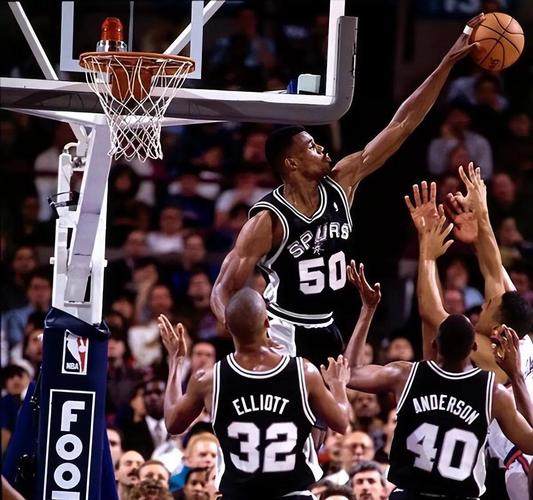 最强nba罗宾逊值得入手吗