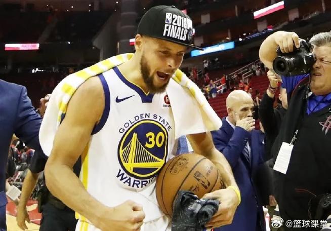 库里8对比库里7