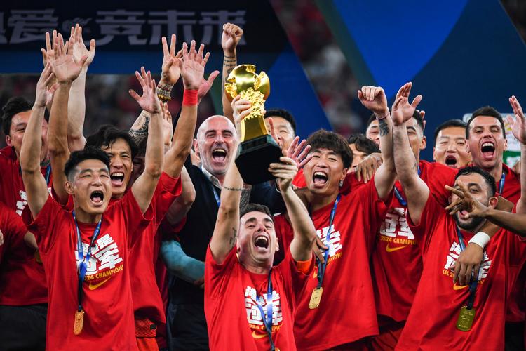 中超联赛冠军将获得