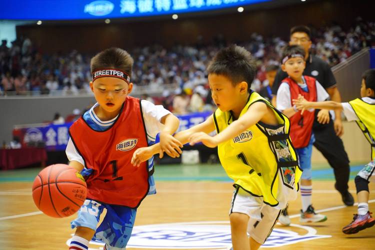 幼儿篮球场面积