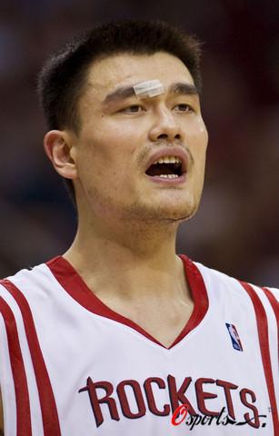 姚明怎么受的大伤