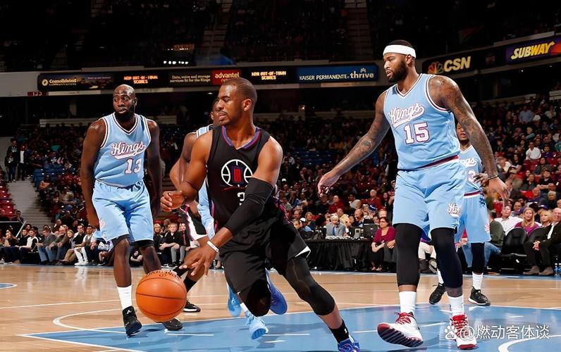 保罗考辛斯赛后拥抱