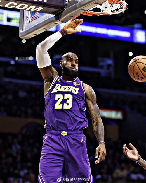 勒布朗·詹姆斯