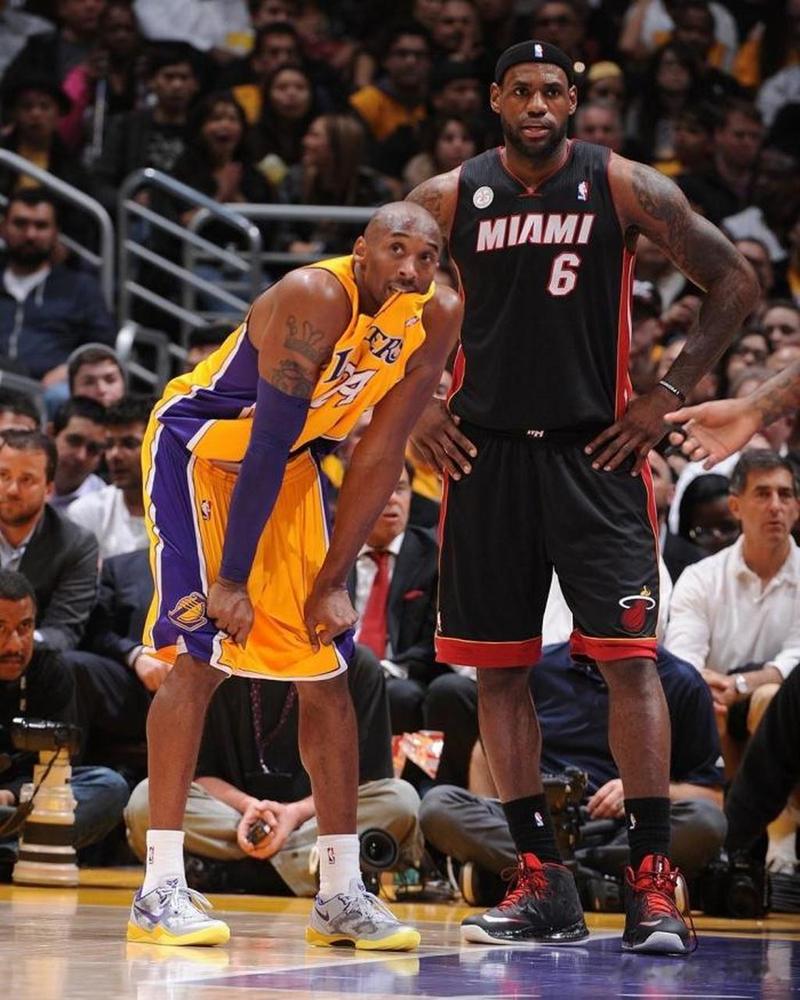 科比vs詹姆斯的比赛回放