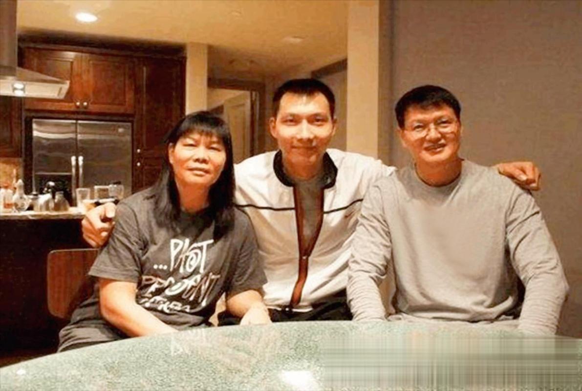 易建联儿子叫什么名字