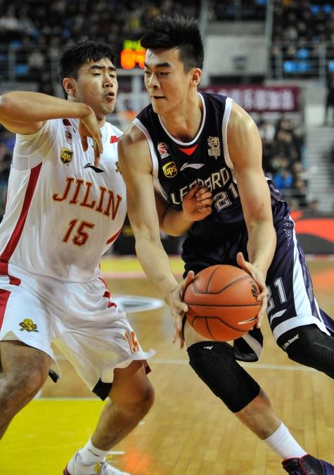 李慕豪和周琦身高