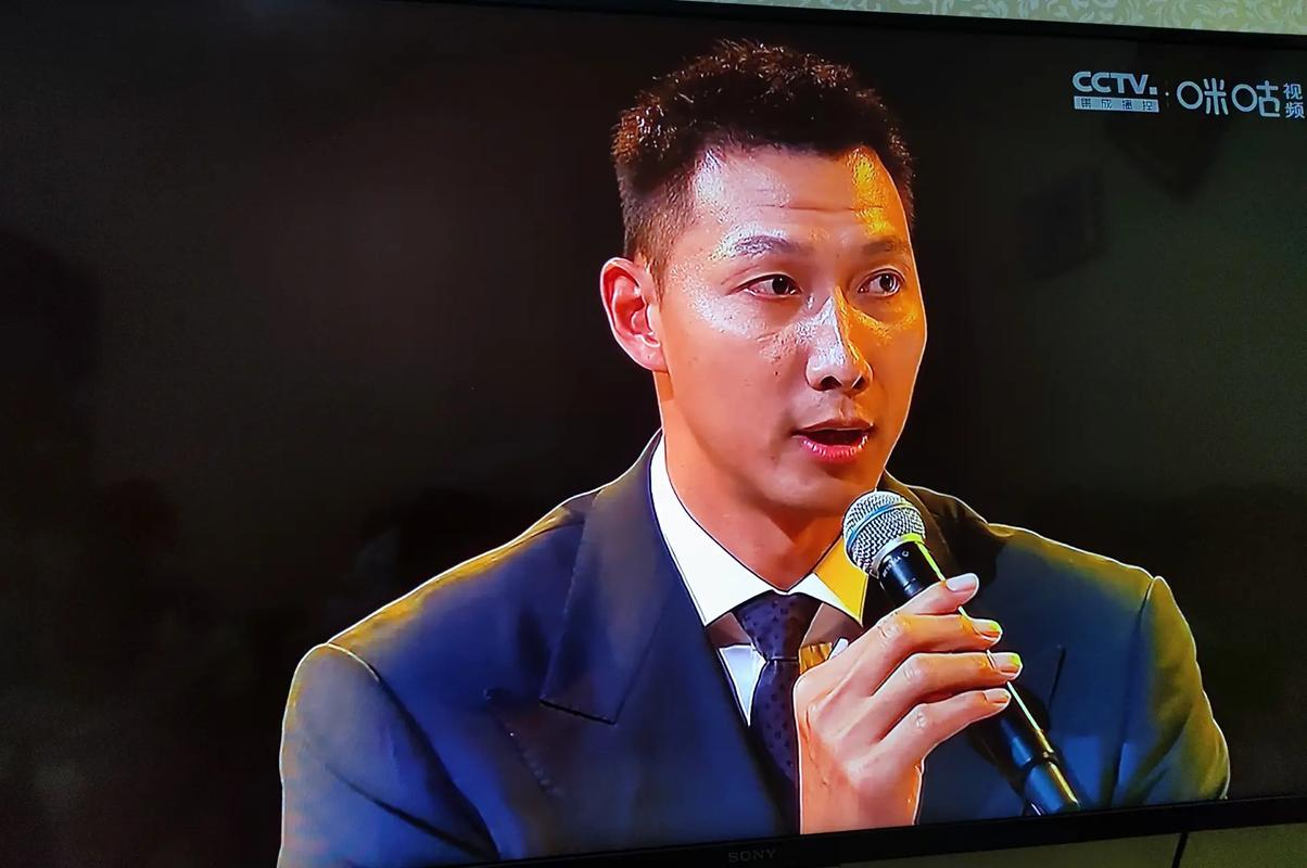 易建联是哪国国籍