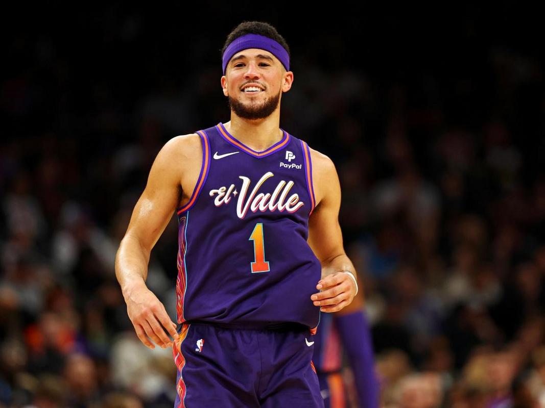 太阳队新赛季布克