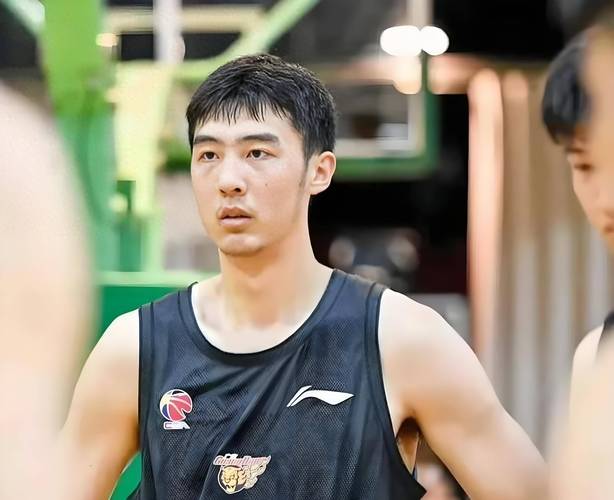 2021广东宏远男篮球员