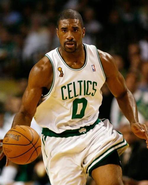 凯尔特人曾经的后卫