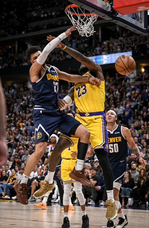 米切尔对飙穆雷