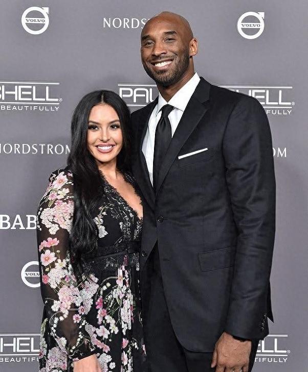 科比与妻子什么时候认识的