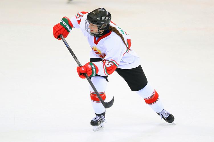 冬奥会有球类吗