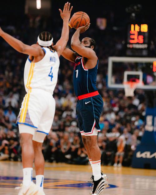 本赛季爵士对快船战绩