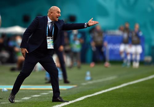 俄罗斯男足主帅