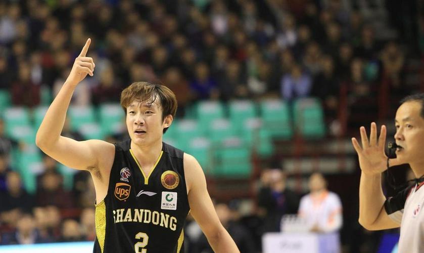 丁彦雨航签约耐克