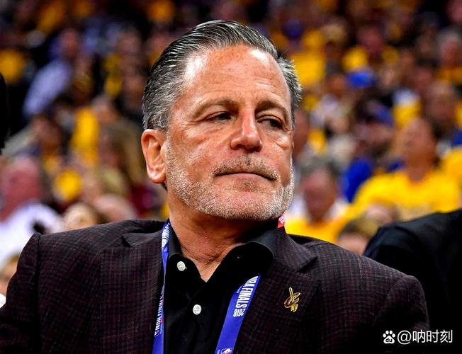 骑士队老板吉尔伯特身价多少