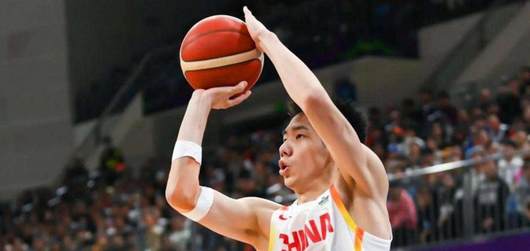 朱俊龙年薪多少人民币