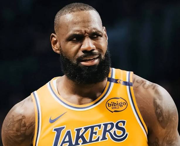 詹姆斯个人能力强在哪方面