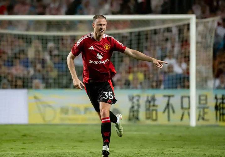 前曼联队长正式宣布退役