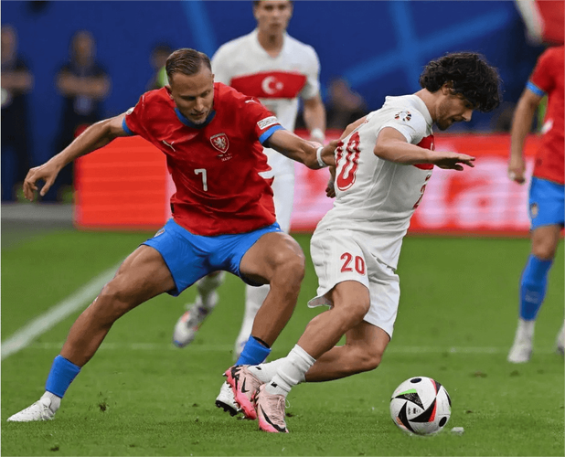 世界杯美国队捷克谁胜了