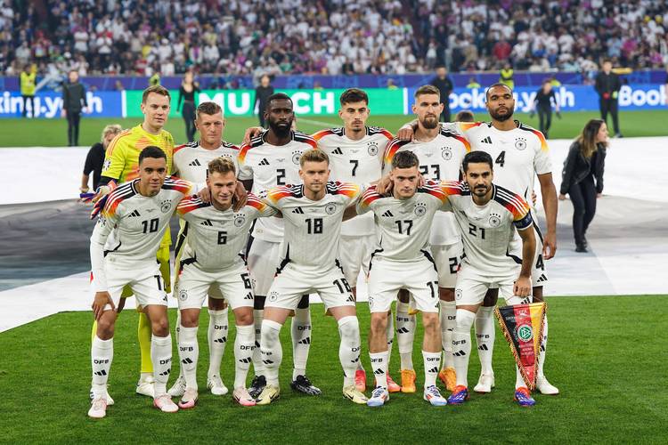 2021德国世界杯阵容：激情四溢，谁将闪耀绿茵战场？