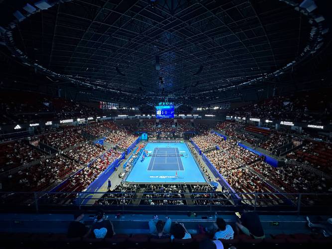 2021马德里赛：激情燃烧，网球盛宴再掀热潮！