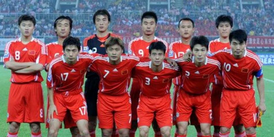 2002世界杯，国足的青春热血与拼搏